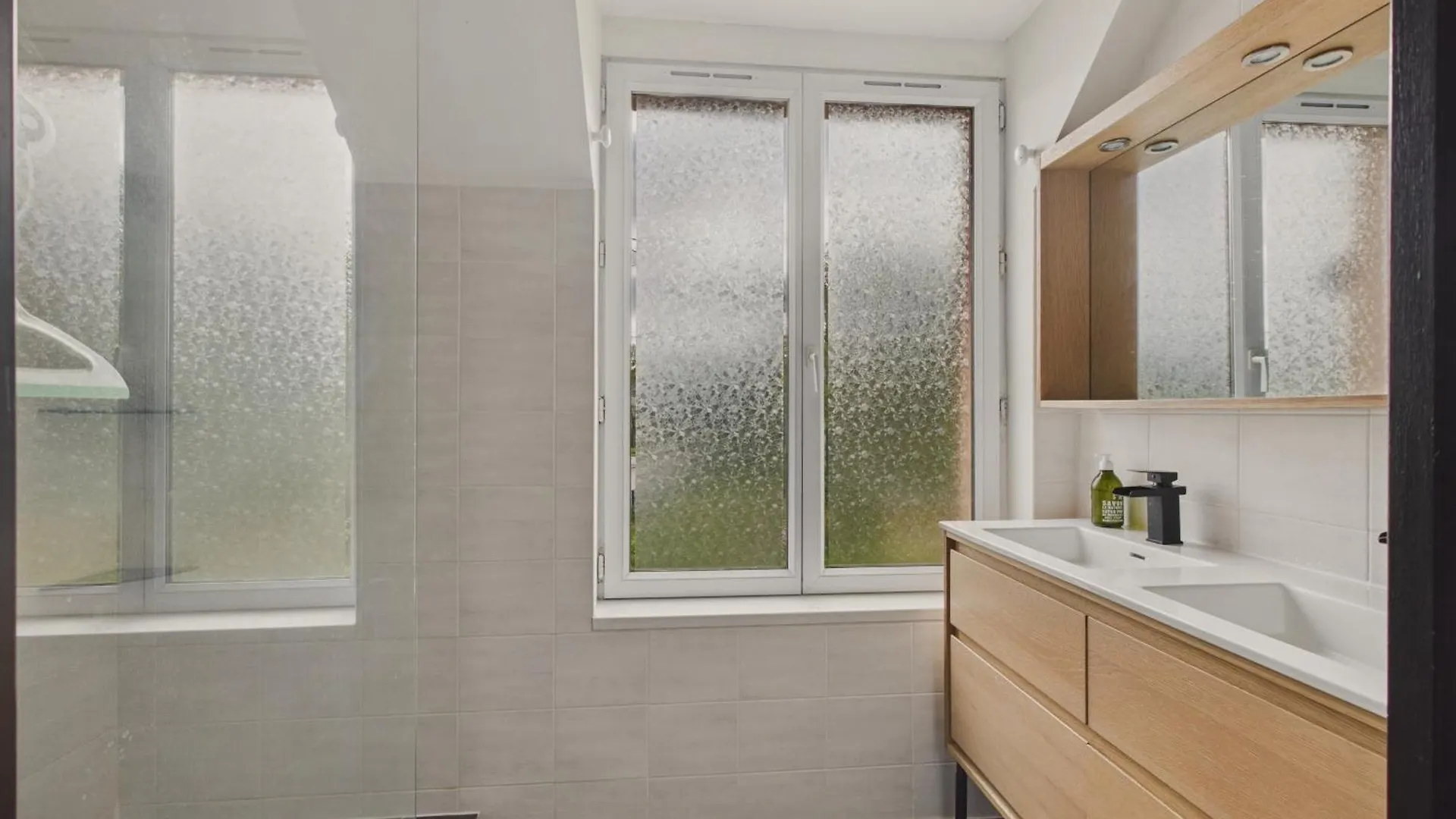Jolie Maison Avec Jardin Et Terrasse Pour 4 Fouesnant Nyaraló